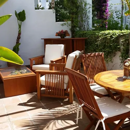 Real Golden Mile -eaw Homes Апартаменты *