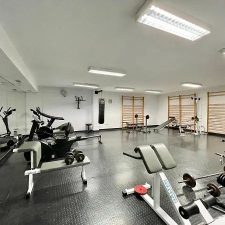 Real Golden Mile -eaw Homes Марбелья