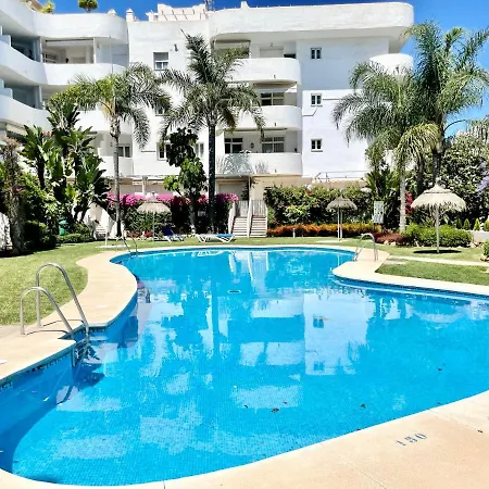 Real Golden Mile -eaw Homes Apartment
