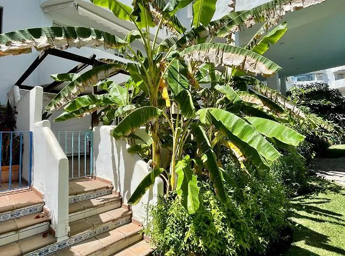 Real Golden Mile -eaw Homes Apartment
