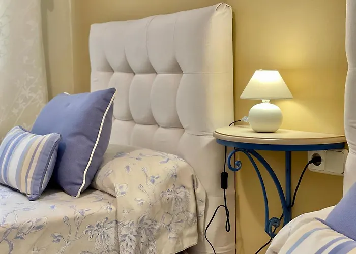 Real Golden Mile -eaw Homes Apartment